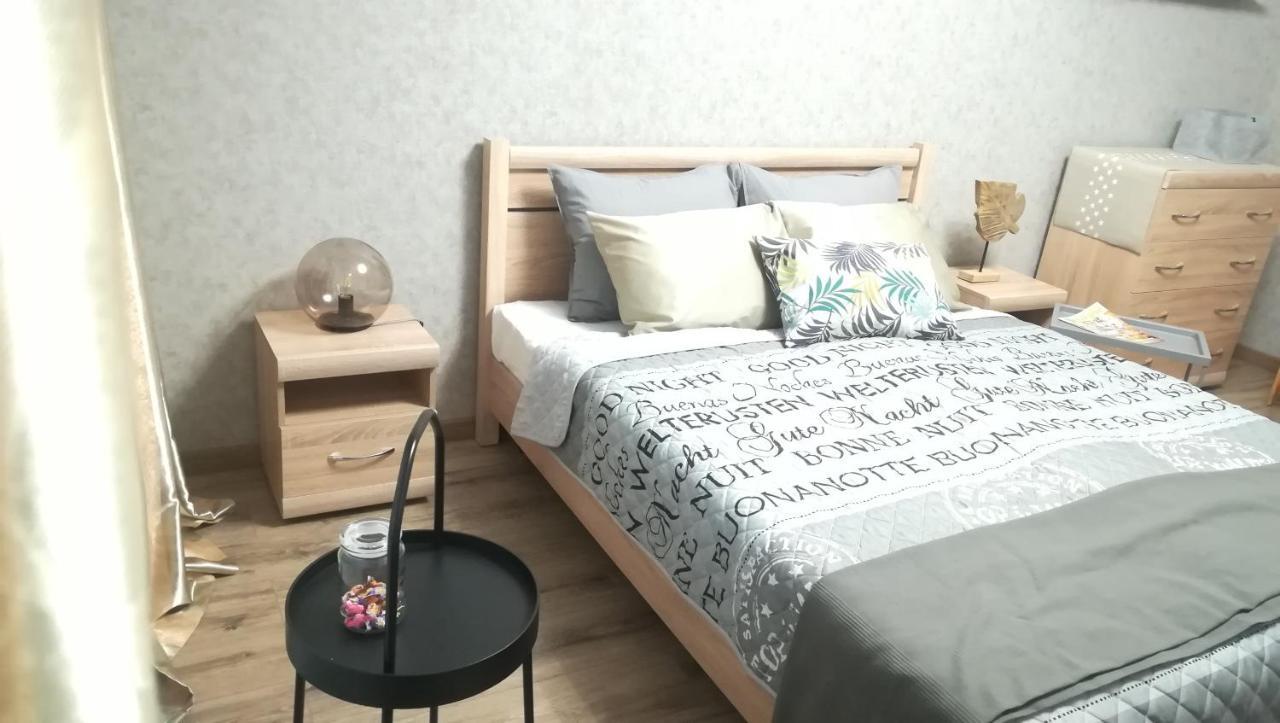 Oliva Apartment วีเต็บส์ ภายนอก รูปภาพ