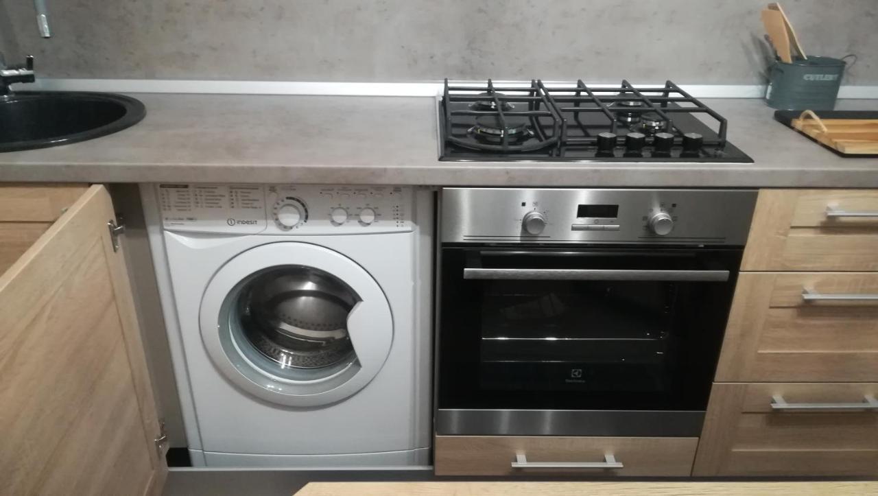 Oliva Apartment วีเต็บส์ ภายนอก รูปภาพ