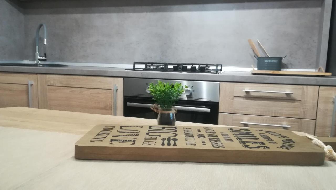 Oliva Apartment วีเต็บส์ ภายนอก รูปภาพ