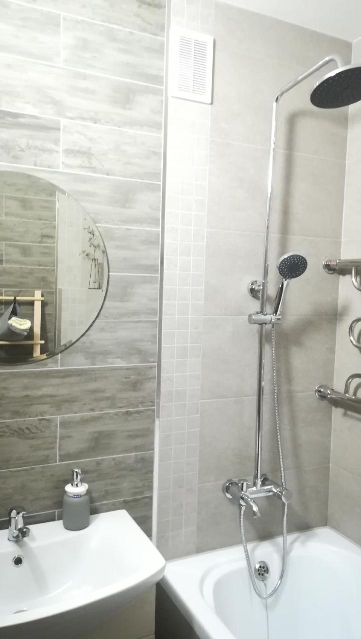Oliva Apartment วีเต็บส์ ภายนอก รูปภาพ