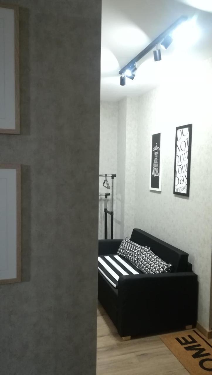 Oliva Apartment วีเต็บส์ ภายนอก รูปภาพ